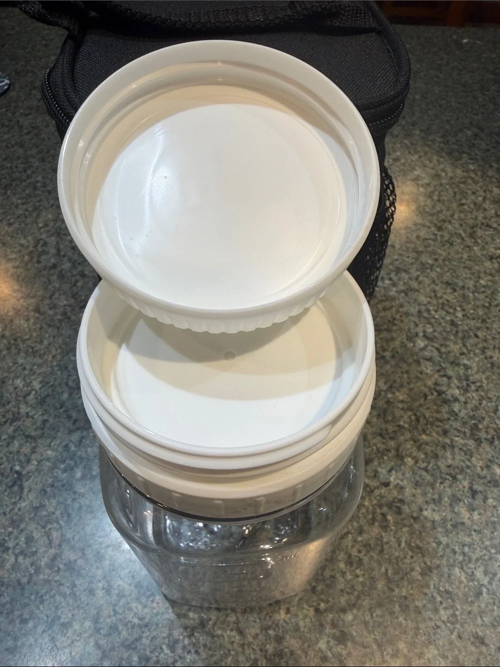 Pampered Chef Black Insulated Lunch Tote with Make & Go Salad Mason Container